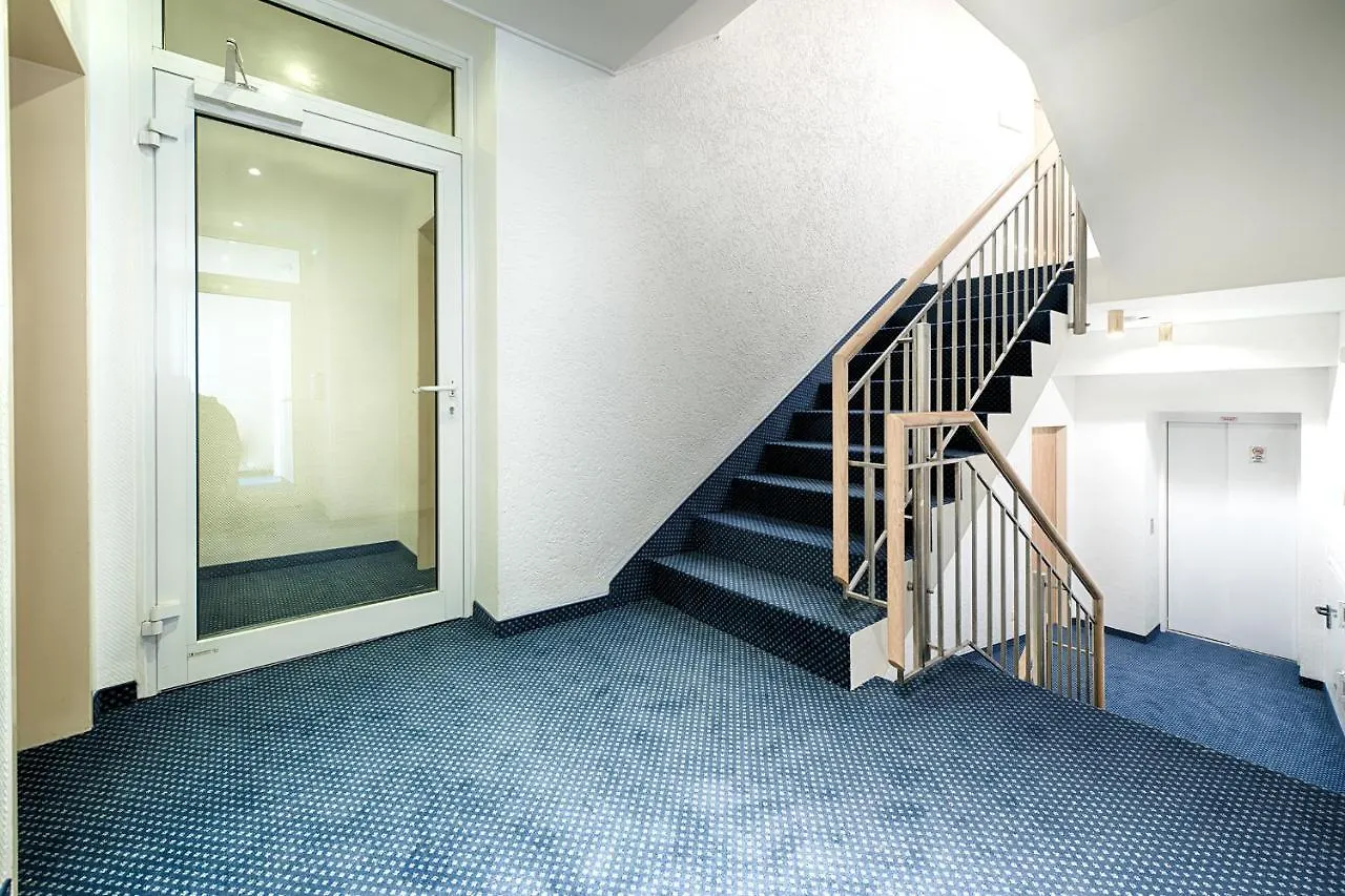 Home Hotel Dortmund 3*,