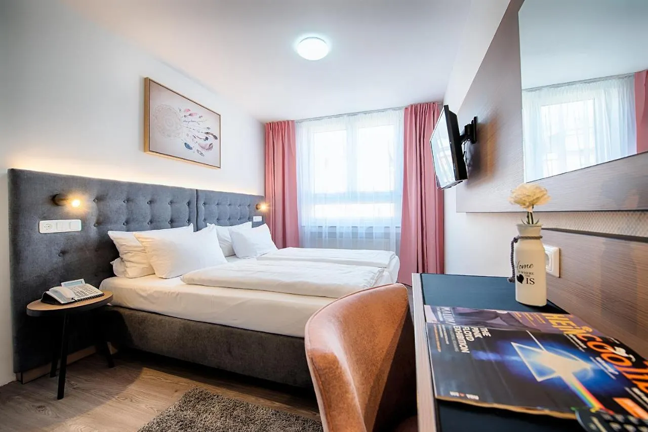 Home Hotel Dortmund 3*,  Alemania